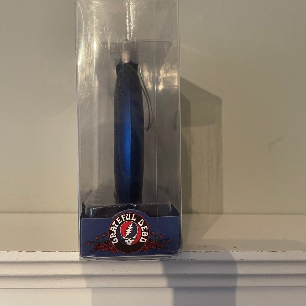 🎄Kurt Adler Grateful Dead™ Glass Disc
Ornament~ - Picture 2 of 6